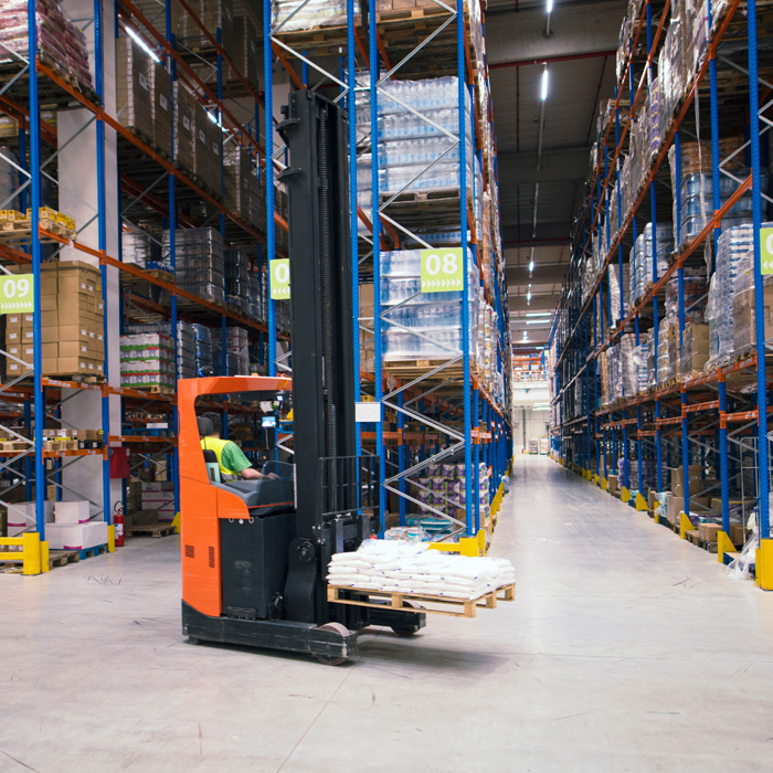 Veilig werken in het magazijn